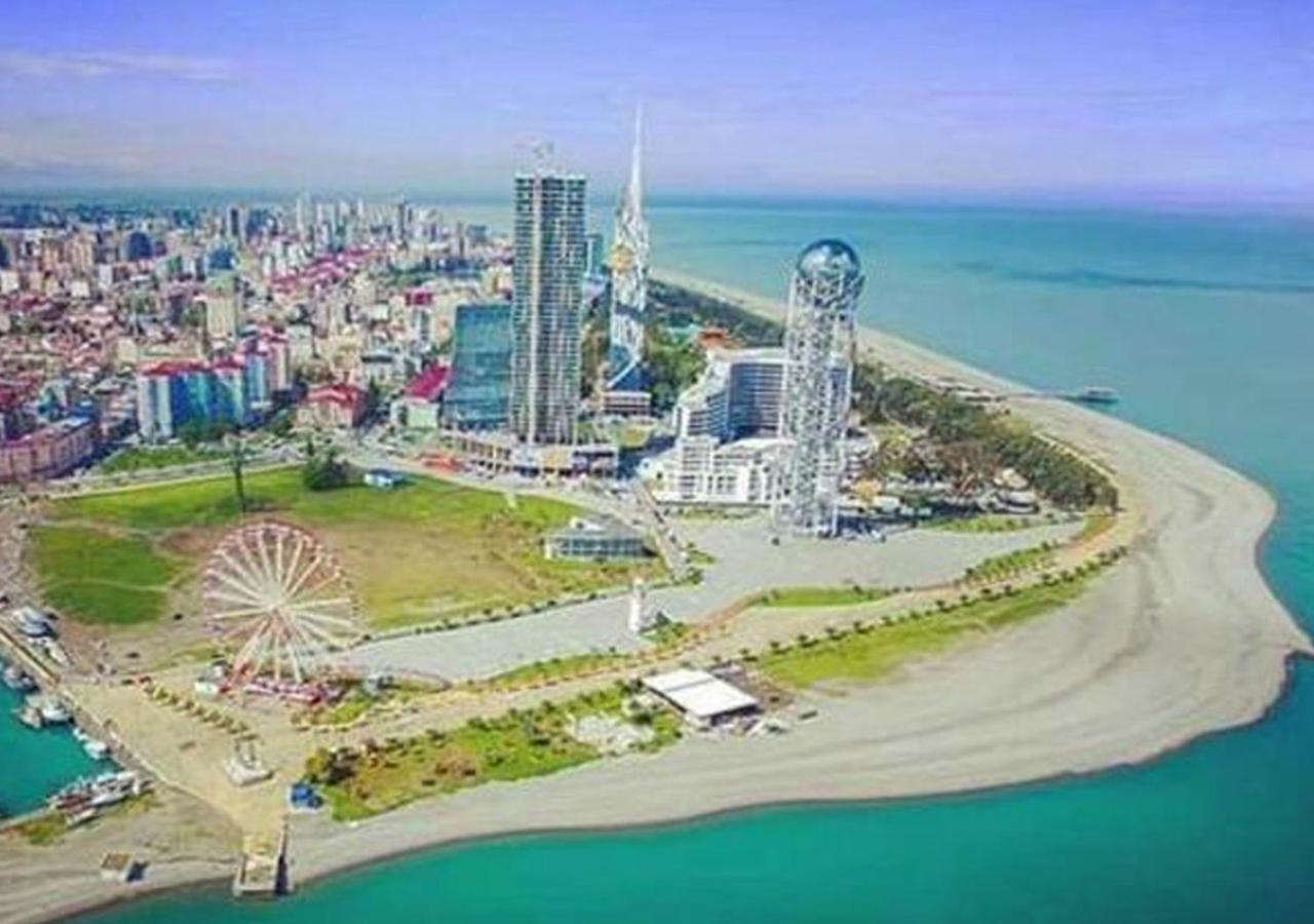 Orbi City Relax Батуми Екстериор снимка